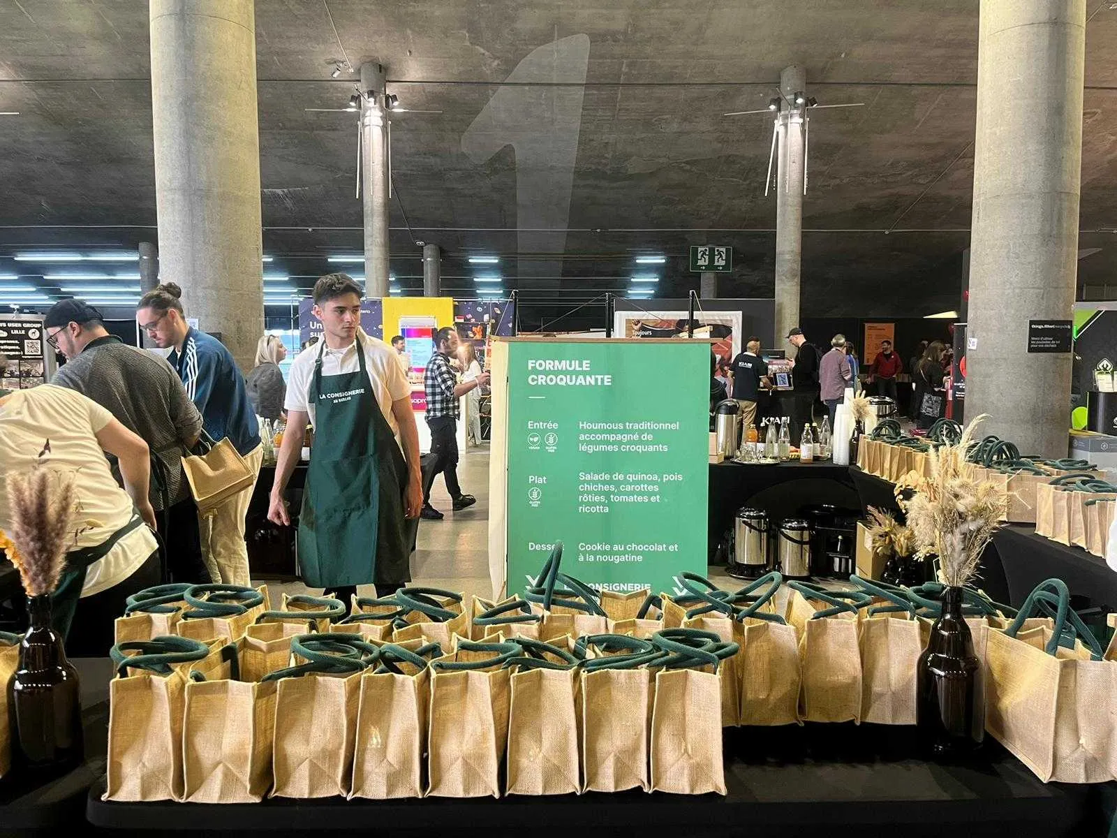 Stand déjeuner avec lunch bag du Devfest